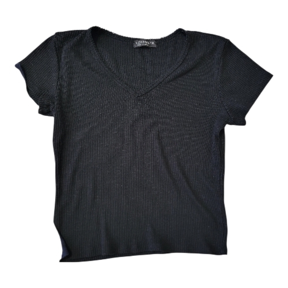 Cropped T-shirt Bundle - Picture 2 of 6